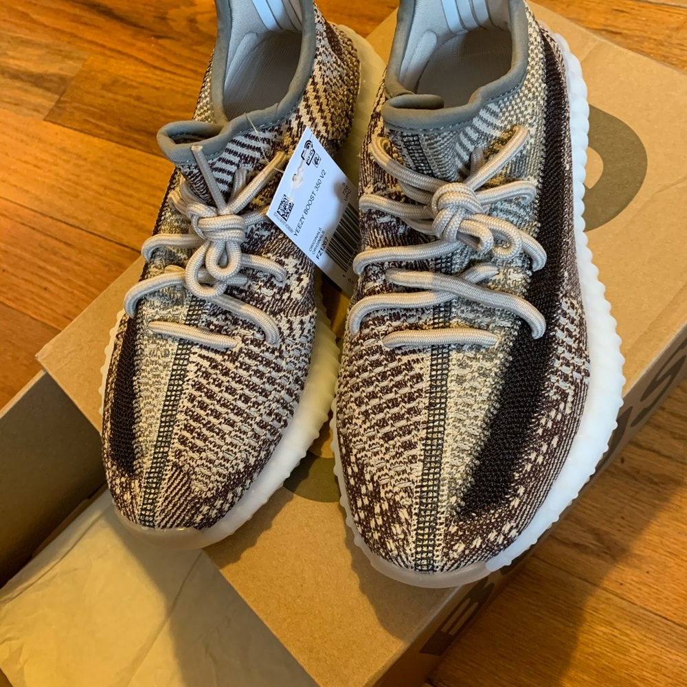 YEEZY BOOST 350